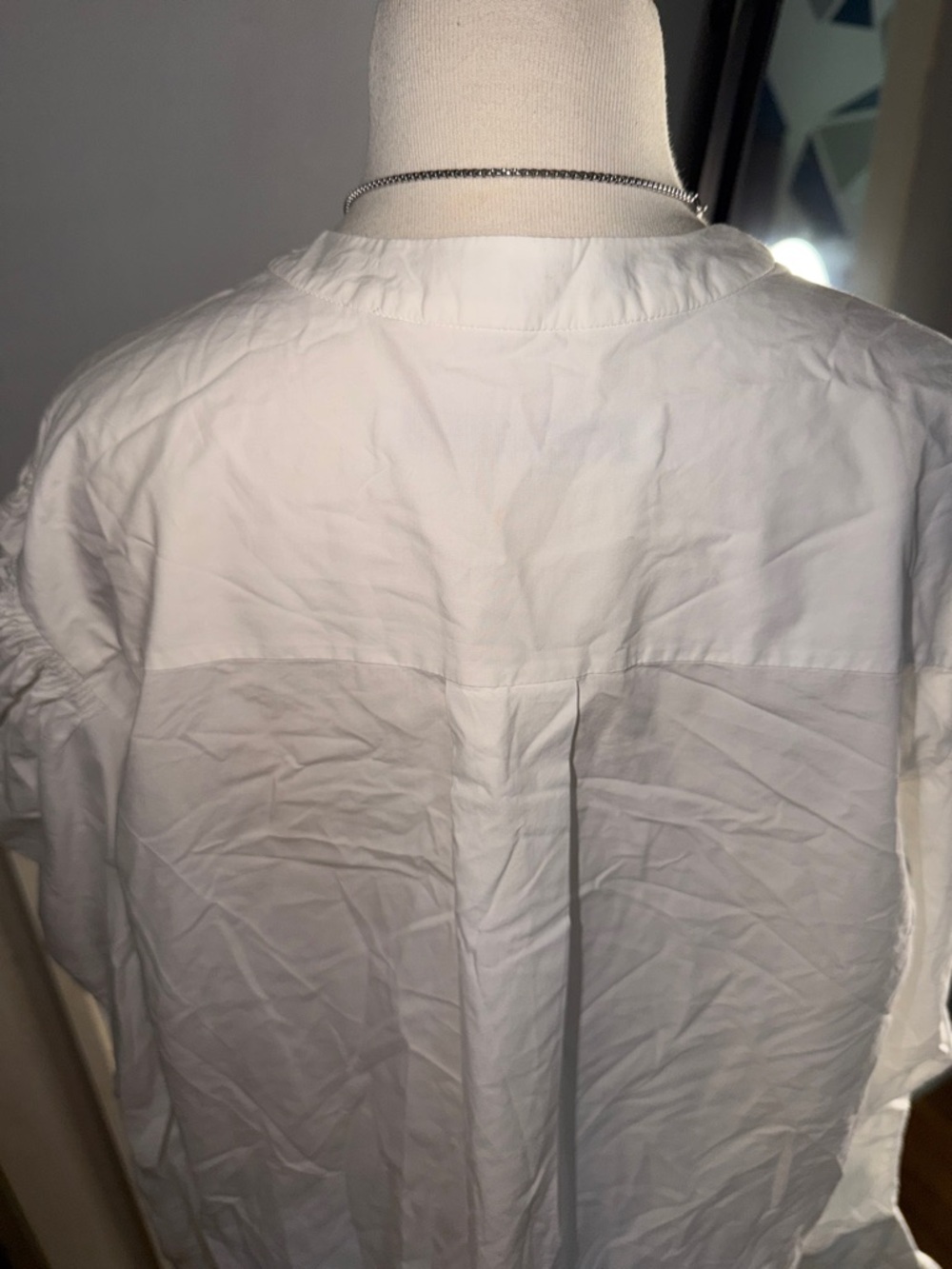 Elegant White Ruched-Shoulder Button-Front Blouse - Picture 9 of 12